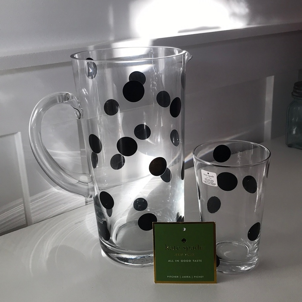 kate spade all in good taste deco dot pitcher🍒